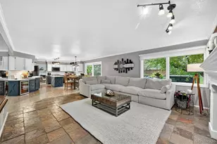 9910 Ashleigh Way, Highlands Ranch, CO 80126 - Photo 10