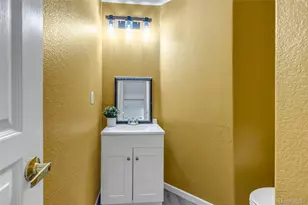 2247 S Pitkin Way, Aurora, CO 80013 - Photo 18