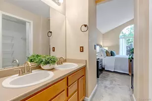 2247 S Pitkin Way, Aurora, CO 80013 - Photo 28