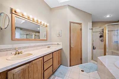 25956 E Jamison Circle S, Aurora, CO 80016 - Photo 30