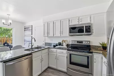 1430 S Vaughn Circle, Aurora, CO 80012 - Photo 12