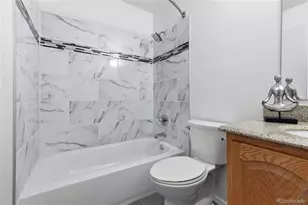 1430 S Vaughn Cir, Aurora, CO 80012 - Photo 28