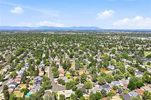 1430 S Vaughn Cir, Aurora, CO 80012 - Photo 46