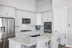 27232 E Frost Pl, Aurora, CO 80016 - Photo 8