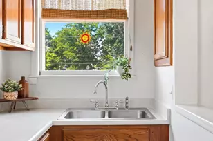 281 S Emerson St, Denver, CO 80209 - Photo 14