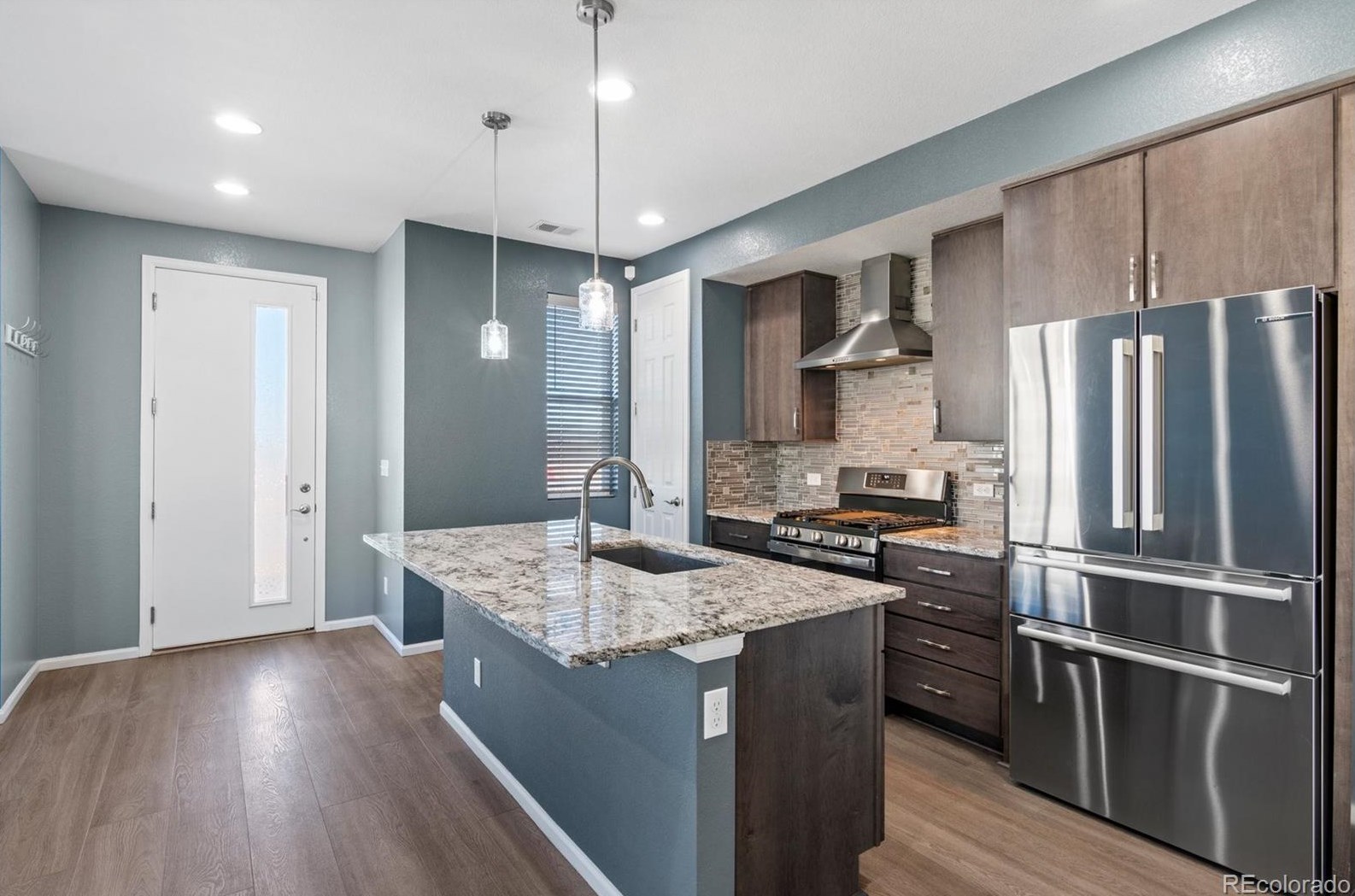 17206 Alameda Pkwy, Denver CO  80017-4901 exterior