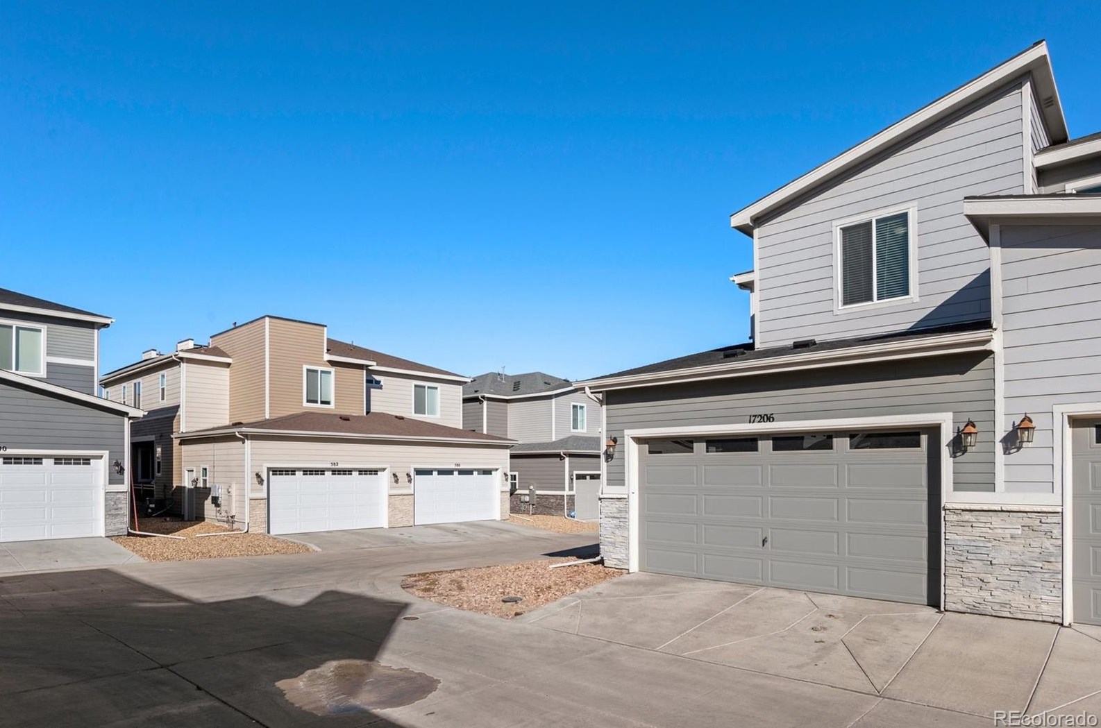 17206 Alameda Pkwy, Denver CO  80017-4901 exterior
