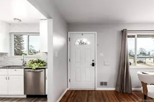 1040 E 112th Pl, Northglenn, CO 80233 - Photo 4