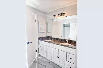 4716 Freeport Way, Denver, CO 80239 - Photo 12