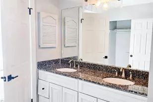 4716 Freeport Wy, Denver, CO 80239 - Photo 12