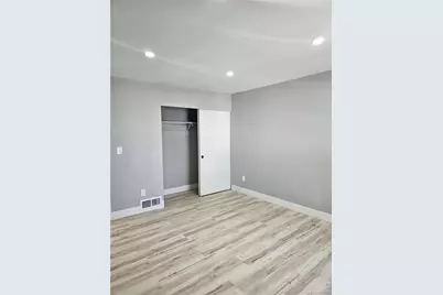 4716 Freeport Way, Denver, CO 80239 - Photo 16