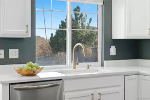 4800 S Flat Rock Ct, Aurora, CO 80016 - Photo 16