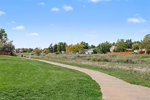 1488 S Ventura St, Aurora, CO 80017 - Photo 28
