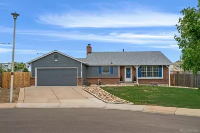 4346 S Ceylon Way, Aurora, CO 80015 - Photo 2