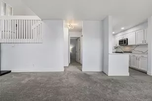 2835 S Monaco Parkway, Denver, CO 80222 - Photo 4