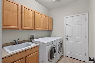 17807 E Oakwood Ln, Aurora, CO 80016 - Photo 22