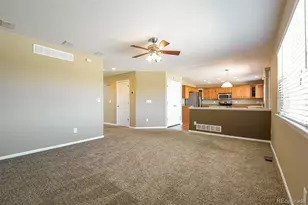1148 S Duquesne Cir, Aurora, CO 80018 - Photo 10