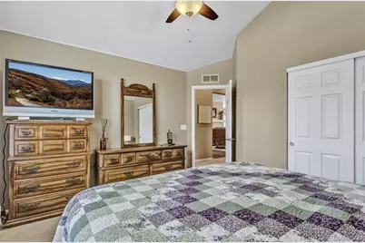 344 N De Gaulle Court, Aurora, CO 80018 - Photo 18