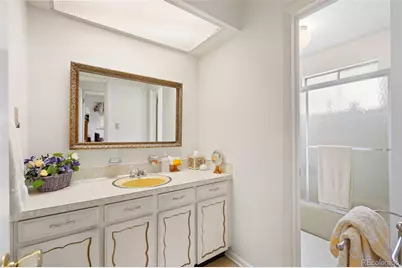 398 Uvalda Street, Aurora, CO 80011 - Photo 32