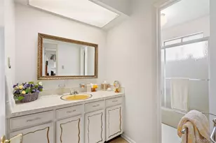 398 Uvalda St, Aurora, CO 80011 - Photo 32