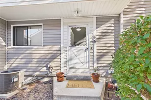56 S Nome St, Aurora, CO 80012 - Photo 2
