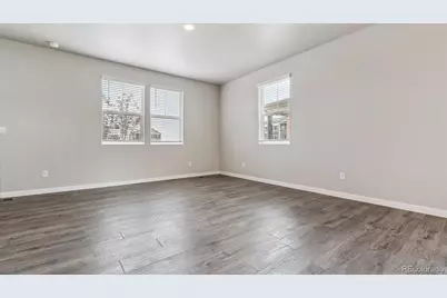 708 N Ukraine Street, Aurora, CO 80018 - Photo 6