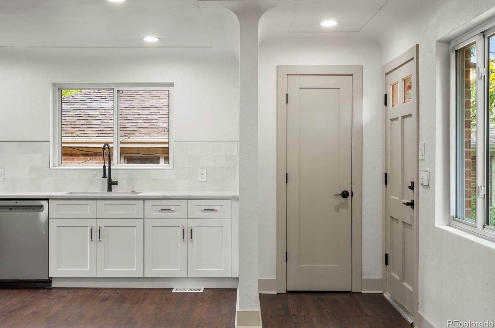 807 Forest St, Denver CO  80220-4407 exterior