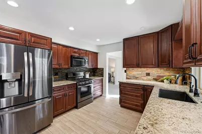 2541 S Monaco Parkway, Denver, CO 80222 - Photo 6