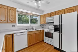 4964 W 61st Dr, Arvada, CO 80003 - Photo 14