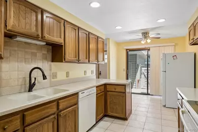 3007 E Long Circle S, Littleton, CO 80122 - Photo 10