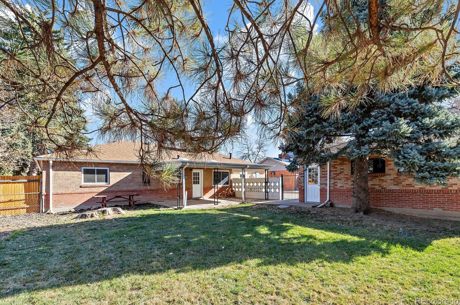1201 Scranton St, Denver CO  80011-6409 exterior