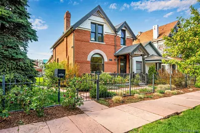 2815 Curtis Street, Denver, CO 80205 - Photo 2