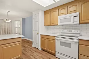 8285 S Gaylord Cir, Centennial, CO 80122 - Photo 8