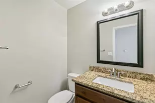 8003 E Hinsdale Pl, Centennial, CO 80112 - Photo 16