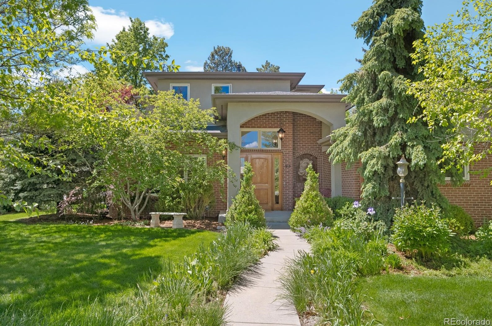 95 Jasmine St, Denver, CO 80220-5910