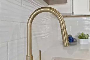 580 S Clinton St, Denver, CO 80247 - Photo 6