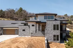 8103 Raphael Ln, Littleton, CO 80125 - Photo 2