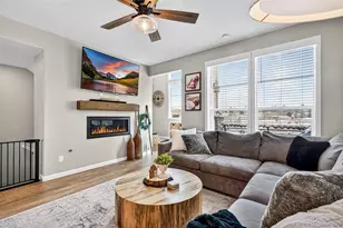 1526 Castle Creek Cir, Castle Rock, CO 80104 - Photo 6