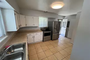947 S Benton, Lakewood, CO 80226 - Photo 2