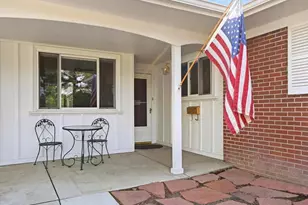 778 W Briarwood Ave, Littleton, CO 80120 - Photo 4