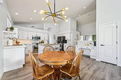 24486 E Louisiana Circle, Aurora, CO 80018 - Photo 8