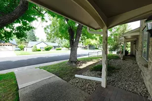 3292 S Onieda Way, Denver, CO 80224 - Photo 2