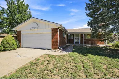 204 Tucson Street, Aurora, CO 80011 - Photo 2