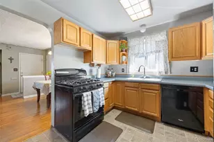 8671 Richard Rd, Denver, CO 80229 - Photo 10