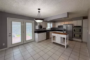 270 Sycamore St, Burlington, CO 80807 - Photo 2