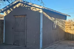 6860 Magnolia St, Commerce City, CO 80022 - Photo 12