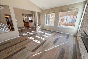 10049 Southlawn Cir, Commerce City, CO 80022 - Photo 8