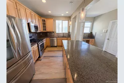10049 Southlawn Circle, Commerce City, CO 80022 - Photo 10