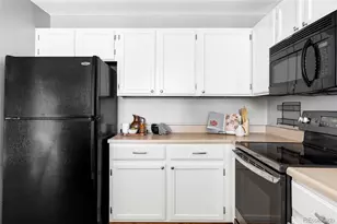 862 S Reed Ct, Lakewood, CO 80226 - Photo 12