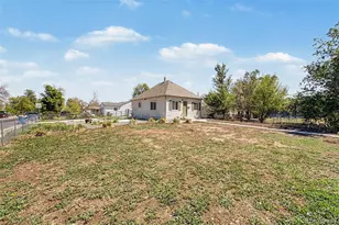 11801 E 17th Ave, Aurora, CO 80010 - Photo 16